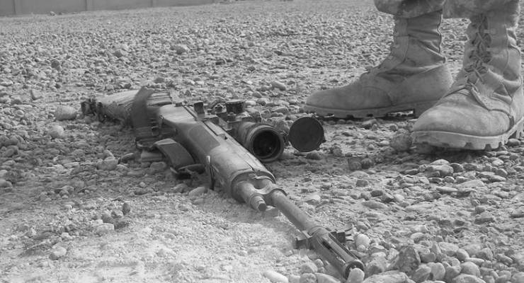 Side View gun war