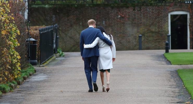 royals meghan markle prince harry royal family crisis