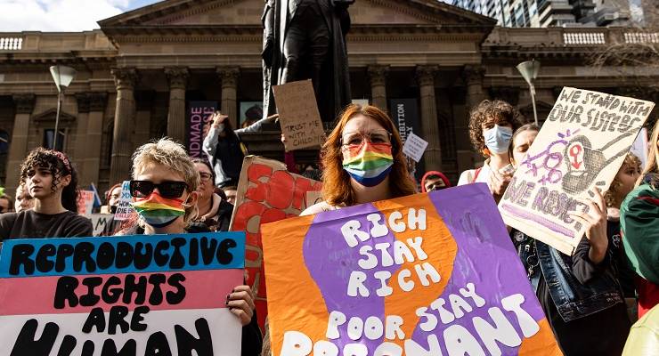 An abortion rights rally in Melbourne in July (Image: AAP/Diego Fedele)