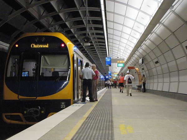 800px-Epping_station_underground_platform Sydney's Epping underground, what chance has it of ever linking up with Parramatta or a Sydney West airport?