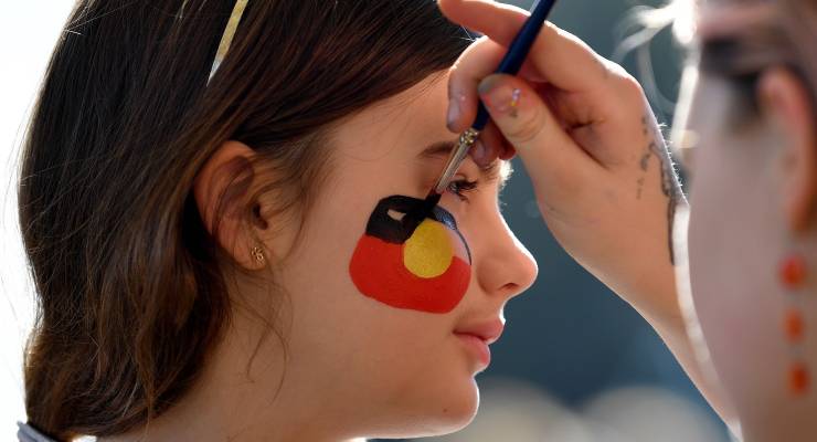 A young Yes vote supporter (Image: AAP/Bianca De Marchi)