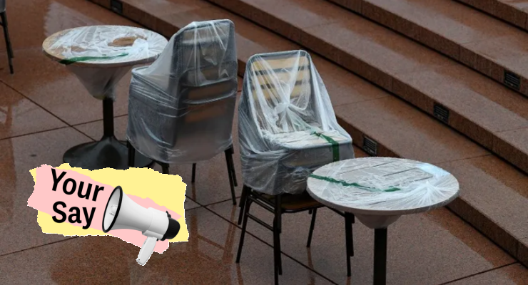 Empty chairs and tables during Sydney COVID lockdown (Image: AAP/Bianca De Marchi/Private Media)