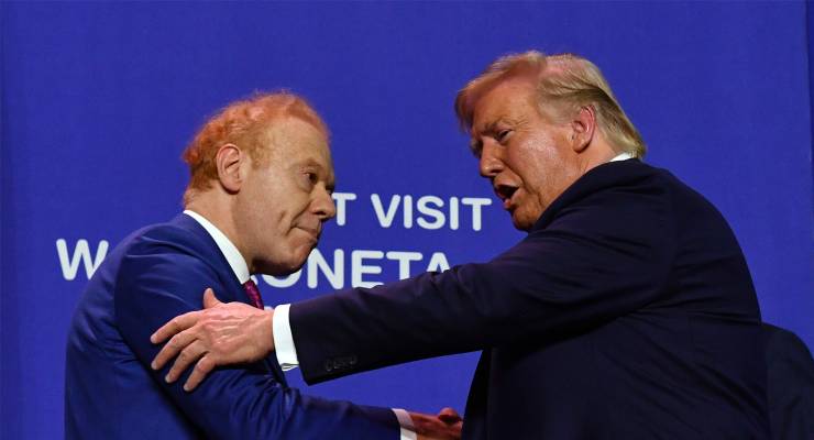 Billionaire Anthony Pratt and Donald Trump (Image: AAP/Mick Tsikas)