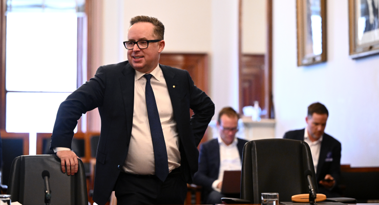 Former Qantas CEO Alan Joyce (Image: AAP/Joel Carrett)
