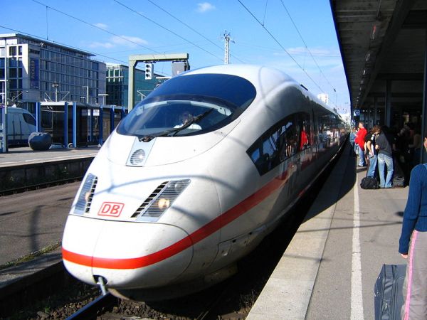 Yet another rail photo for 'Train' Talking, this time a Deutsche-Bahn ICE 3 at Stuttgart