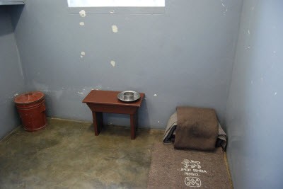 Mandela's cell, photo from Flickr