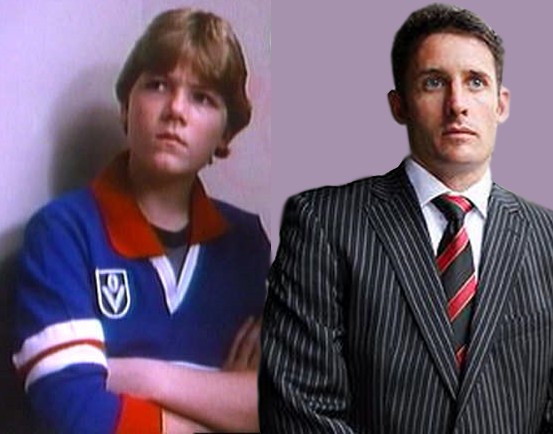 Wheels (left), sporting an 80s Footscray jersey (Ha!) and Mr Cricket (right) -- same but different. 